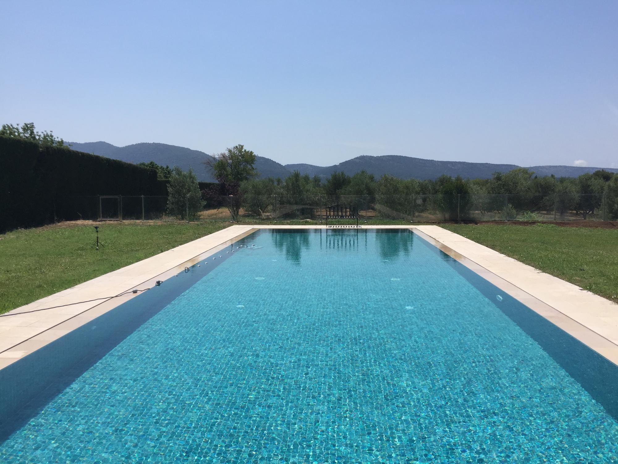 Entretien piscine Var & Bouches du Rhône