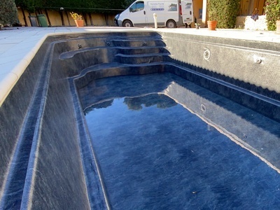 Installation �quipement piscine Bouches du Rh�ne